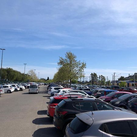 A la Gare ! T2 Hyères Appartamento Esterno foto