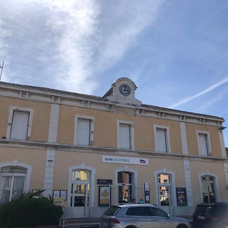 A la Gare ! T2 Hyères Appartamento Esterno foto
